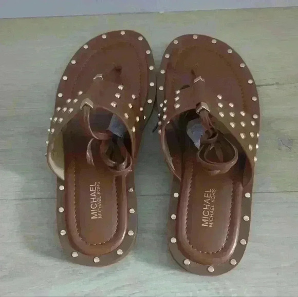 MICHAEL KORS  | Women's Brown/Gold Jagger Studded Leather Ankle Wrap San… - Picture 5 of 6